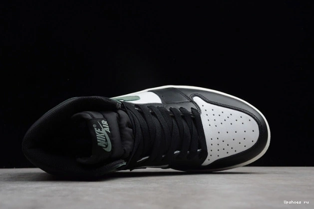 HIGH GREEN” 555088-135 OG RETRO JORDAN “CLAY 1 AIR 1213